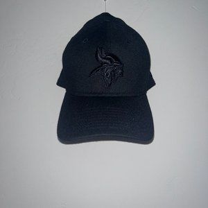 Black on Black Vikings 39thirty New Era Fitted Hat